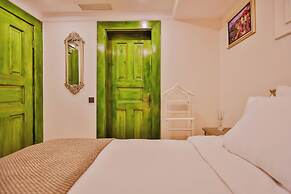 Emerald Mansion Hotel – Special Class