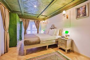 Emerald Mansion Hotel – Special Class
