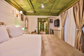 Emerald Mansion Hotel – Special Class