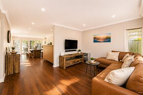 Willmott Beach House