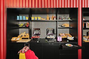Moxy Warsaw City