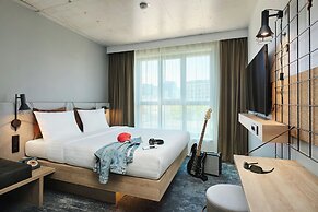 Moxy Warsaw City