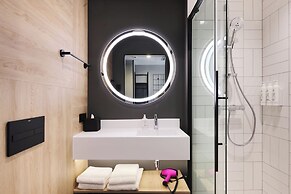 Moxy Warsaw City