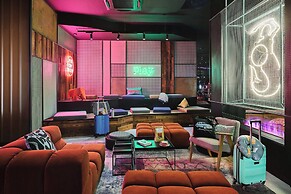 Moxy Warsaw City