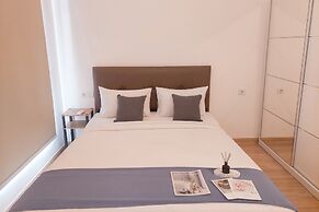 Spacious And Comfy 3Br Apartment Sky House Bsd