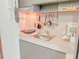 Spacious 1Br With Working Room At Vida View Makassar Aparment