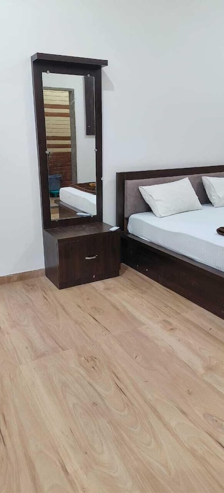 HOTEL ANAYAA FAIRVIEW