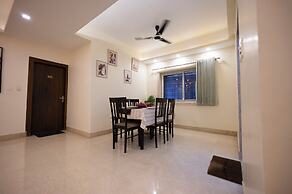LAKESIDE SUITES