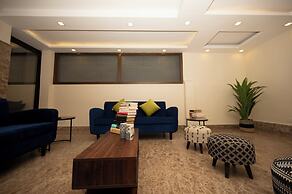 LAKESIDE SUITES