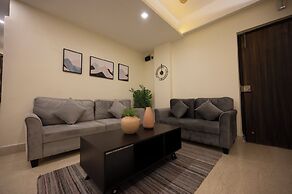 LAKESIDE SUITES