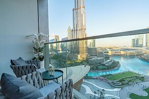 Skyline Majesty - Burj Khalifa and Fountain views