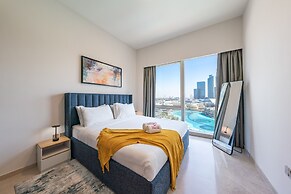 Skyline Majesty - Burj Khalifa and Fountain views