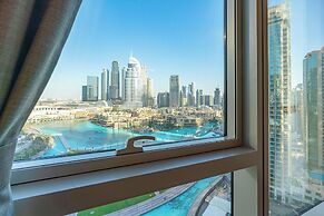Full Burj Khalifa & Fountain View Show