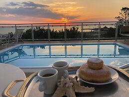 Hotel Ariella