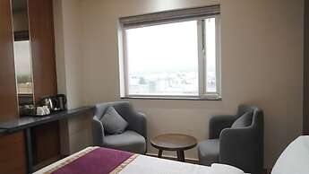 HOTEL ELARA