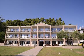 Crown Hotel