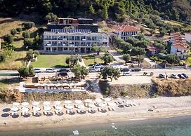 Crown Hotel