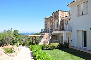 Baia Bianca Apartments Sardinia