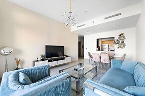 2BR 203 Bellevue Tower 1