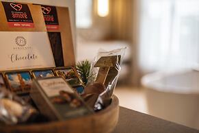 The Burgundy - Boutique B&B