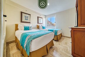 Velas Marina Vallarta 2601