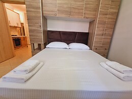Teo's K Apartment