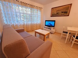 Teo's K Apartment