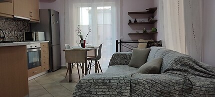Litinas Beachfront Apartment
