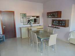 Comfy Beachfront Litinas Casa With Seaview