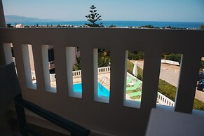 Villa Cook With Pool and Terraces With sea Views