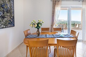 Iconic Villa With Private Pool and sea View