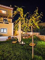 Villa Aitheras With sea Views and Garden