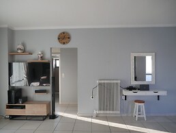 Gio s Central Cosy Apartment With Private Balcony