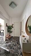 ELEONORA'S HOUSE