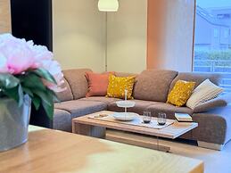 Comfort 2 bedrooms Apt w balcony&parking