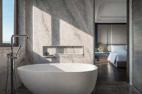 Intercontinental Hangzhou Wulin by IHG
