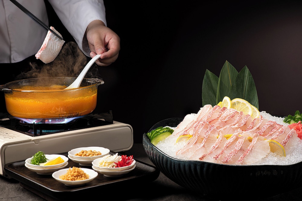 Intercontinental Hangzhou Wulin by IHG