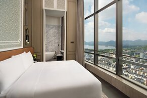 Intercontinental Hangzhou Wulin by IHG