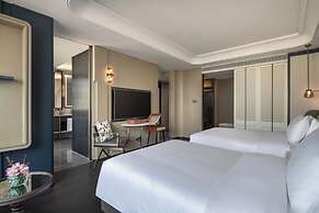 Intercontinental Hangzhou Wulin by IHG