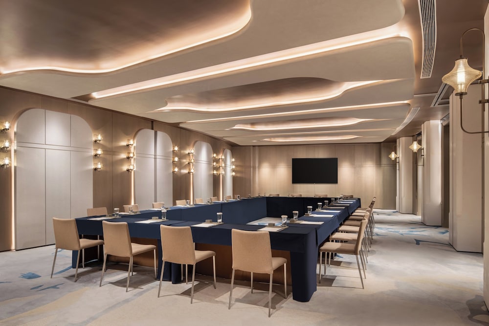 Intercontinental Hangzhou Wulin by IHG