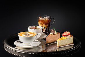 Intercontinental Hangzhou Wulin by IHG