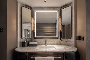 Intercontinental Hangzhou Wulin by IHG