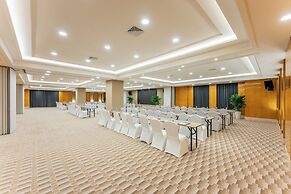Jianhu by IHG