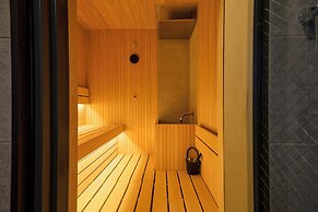 BASE LAYER HOTEL Nagoya Nishiki