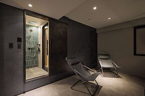 BASE LAYER HOTEL Nagoya Nishiki