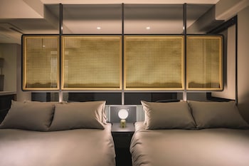 BASE LAYER HOTEL Nagoya Nishiki