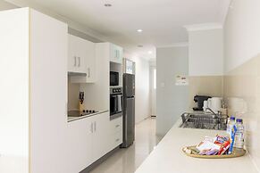 Smart Suites Self Check-in Apartments - 73 Bale