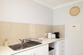 Smart Suites Self Check-in Apartments - 73 Bale