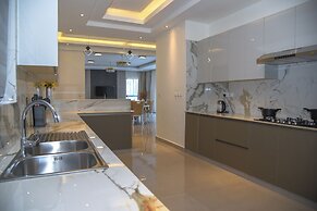 Mira Heights Suite & Conferencing
