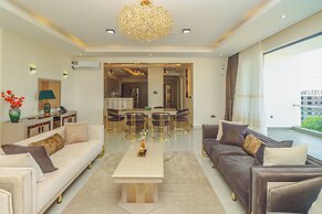 Mira Heights Suite & Conferencing